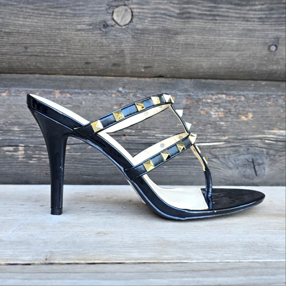 Charlotte Russe NEW Y2K Glam Revival Pyramid Stud T-strap Mule Sandals 8M